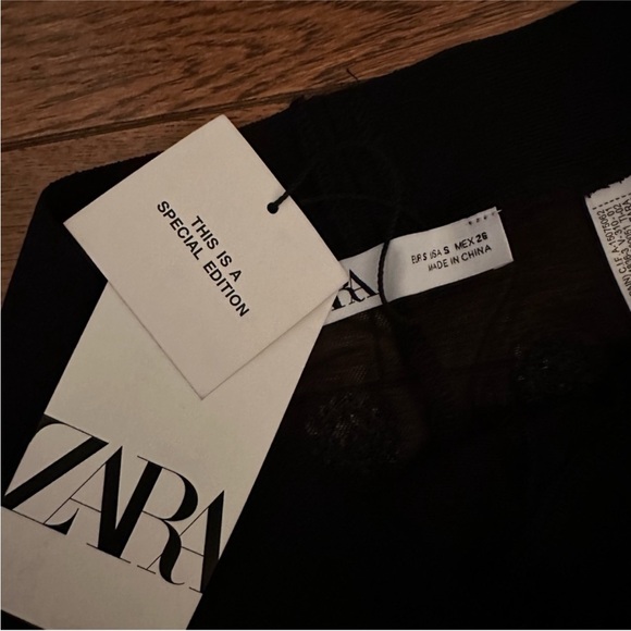 Mesh sequin polka dot pants - Picture 3 of 3